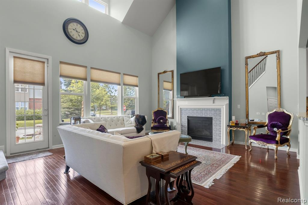 49531 GREAT FALLS Road, Canton, MI 48188 — Photo 14
