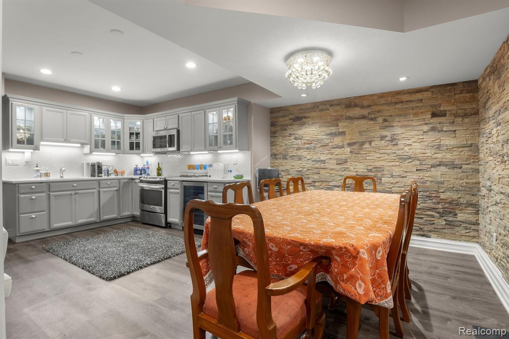49531 GREAT FALLS Road, Canton, MI 48188 — Photo 49