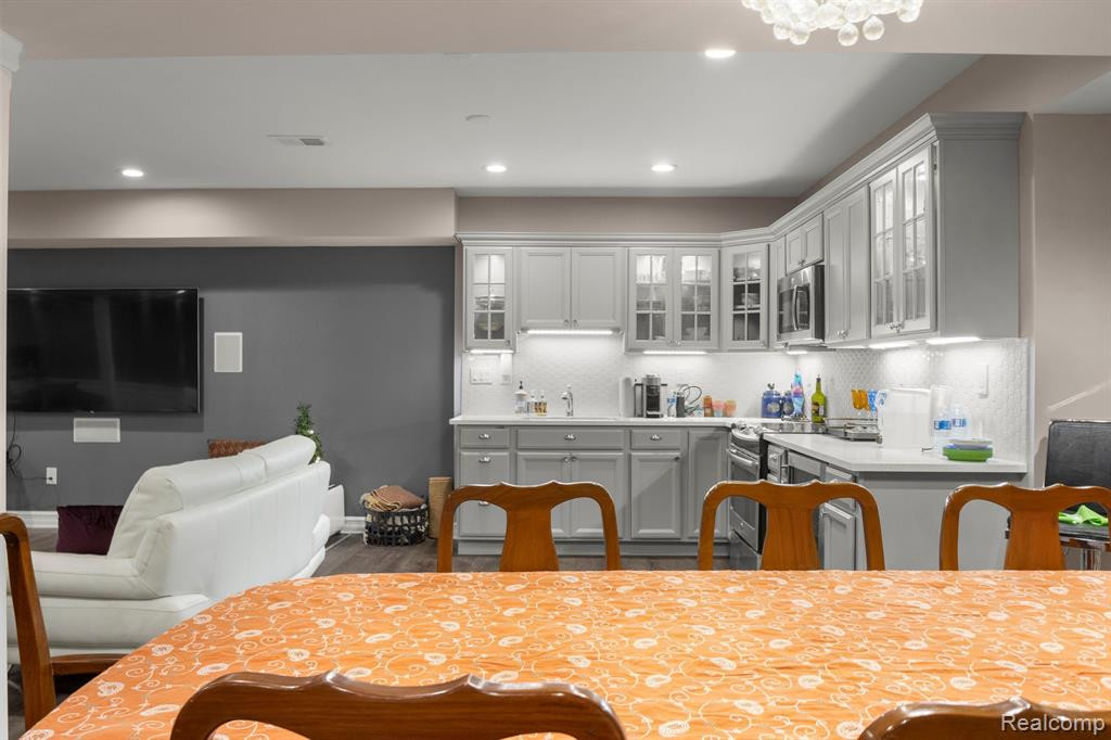 49531 GREAT FALLS Road, Canton, MI 48188 — Photo 53