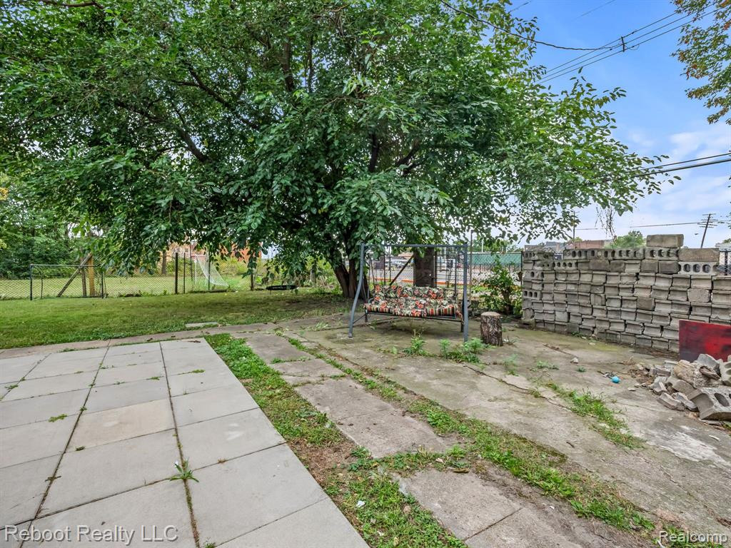 3775 32ND Street, Detroit, MI 48210 — Photo 8