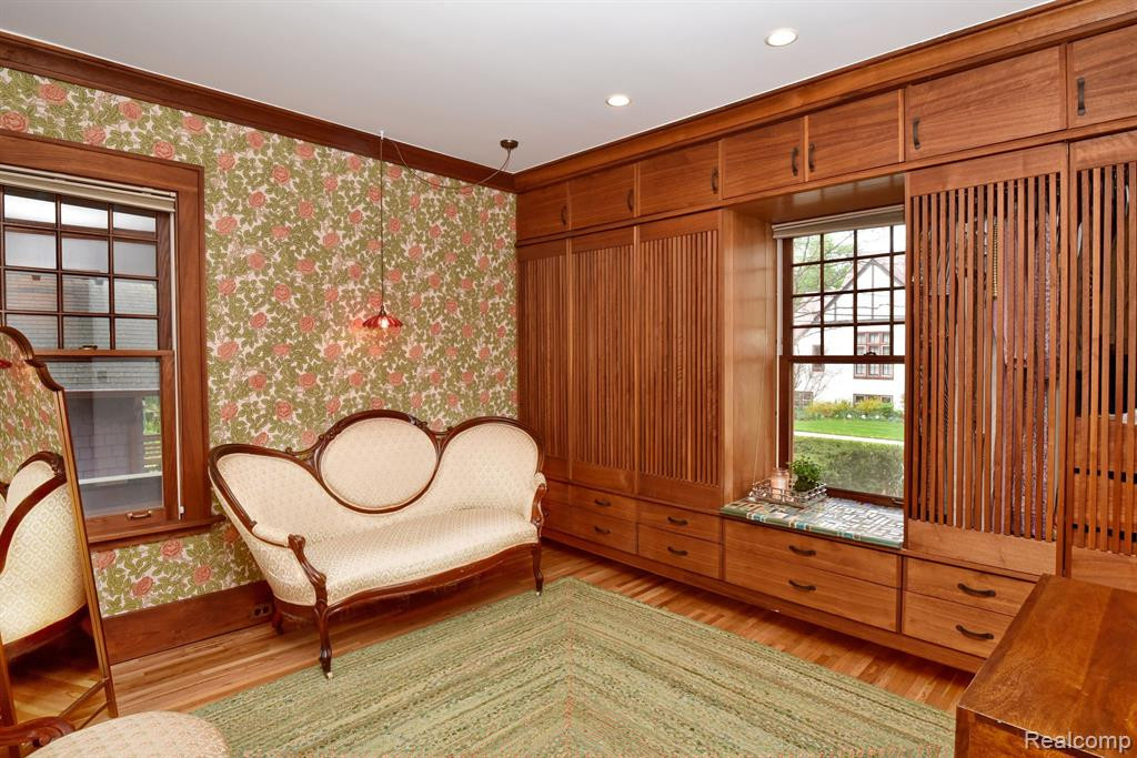 621 W 4TH Street, Royal Oak, MI 48067 — Photo 15