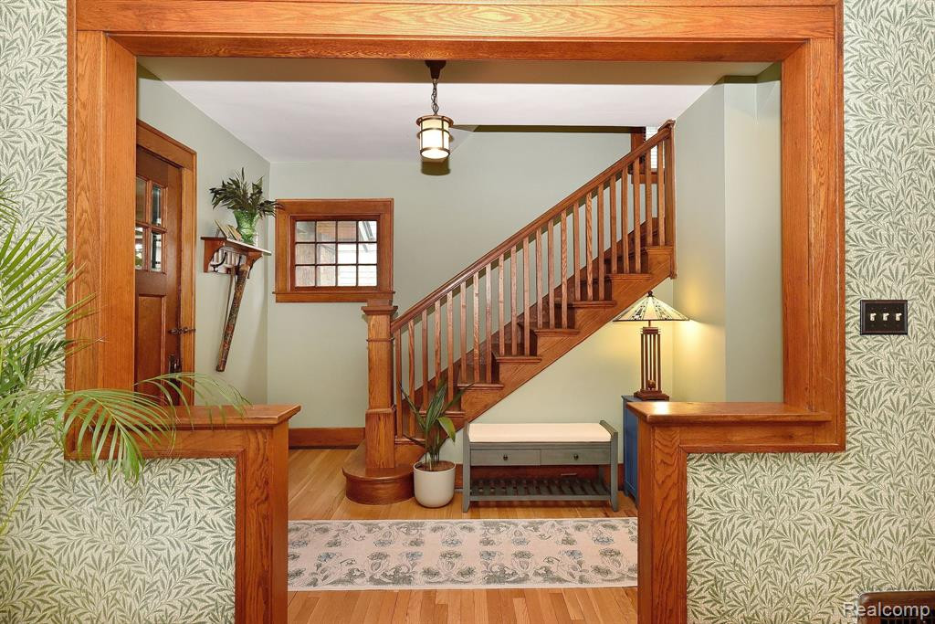 621 W 4TH Street, Royal Oak, MI 48067 — Photo 16
