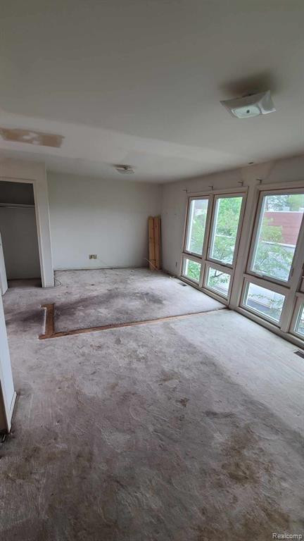 337 E CRESCENT Lane, 14, Detroit, MI 48207 — Photo 8
