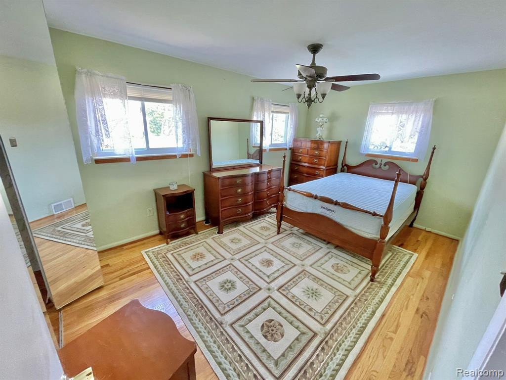 7064 ROSEMARY Street, Dearborn Heights, MI 48127 — Photo 5
