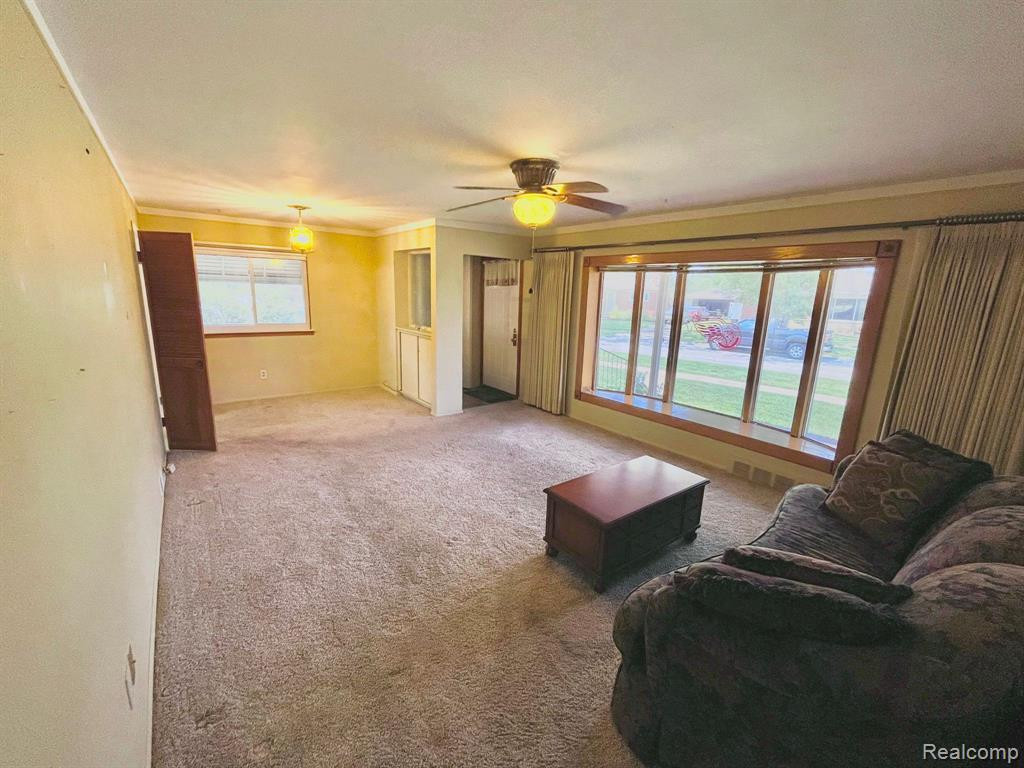 7064 ROSEMARY Street, Dearborn Heights, MI 48127 — Photo 9