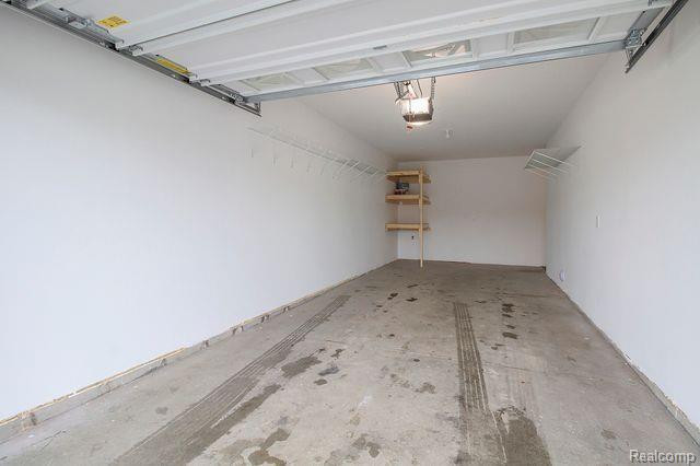 9860 RIDGE RUN Street, Howell, MI 48855 — Photo 13