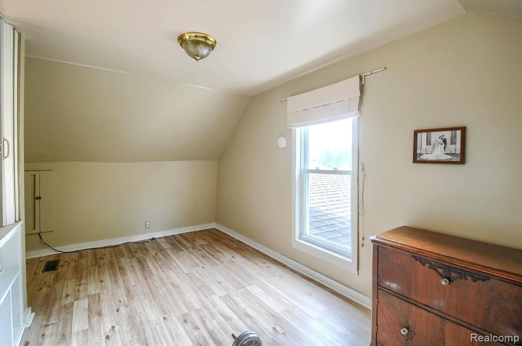 589 N LAKE PLEASANT Road, Attica, MI 48412 — Photo 27