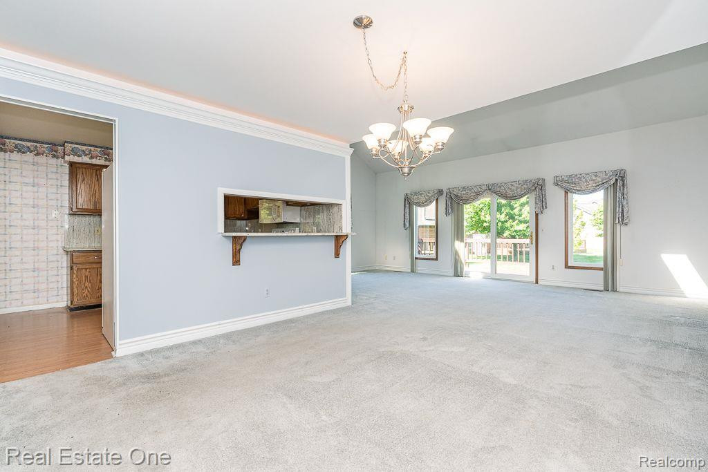 46070 MEADOWS Circle E, Macomb, MI 48044 — Photo 7