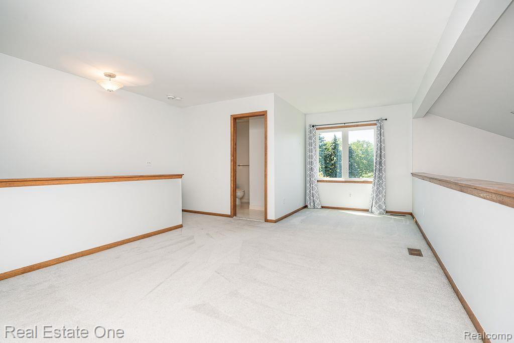 46070 MEADOWS Circle E, Macomb, MI 48044 — Photo 21