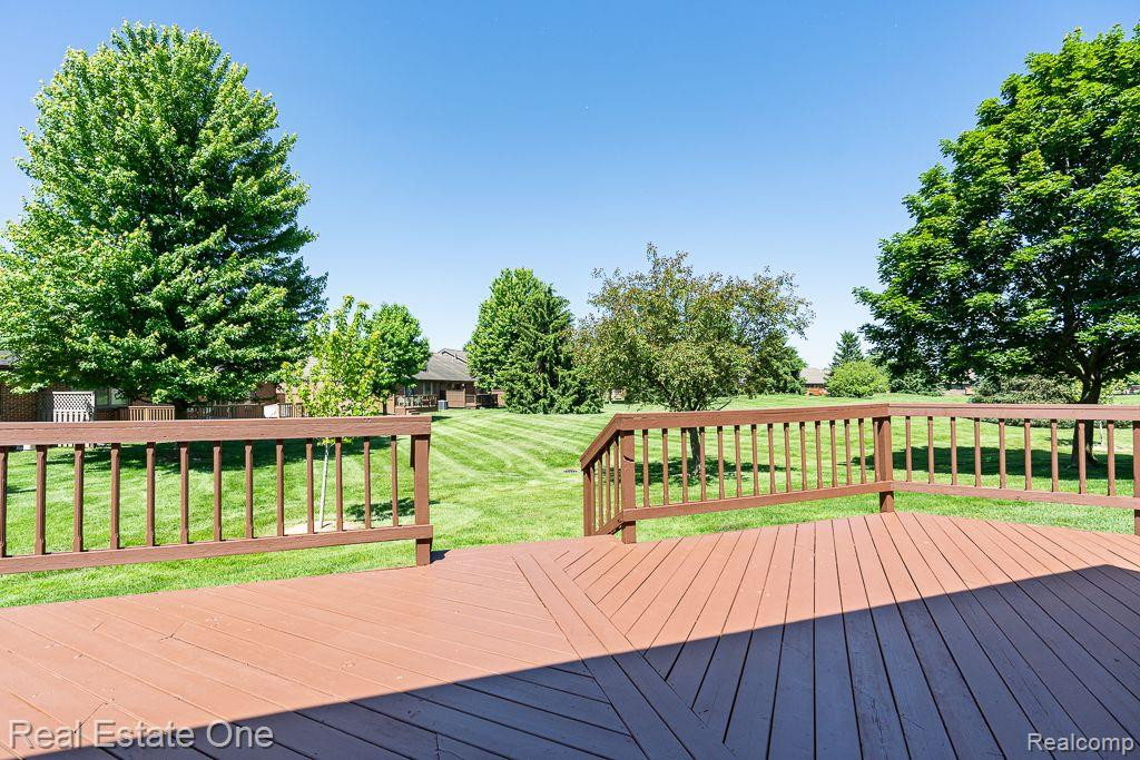 46070 MEADOWS Circle E, Macomb, MI 48044 — Photo 31