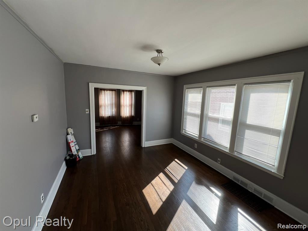6525 TERNES Street, Dearborn, MI 48126 — Photo 9