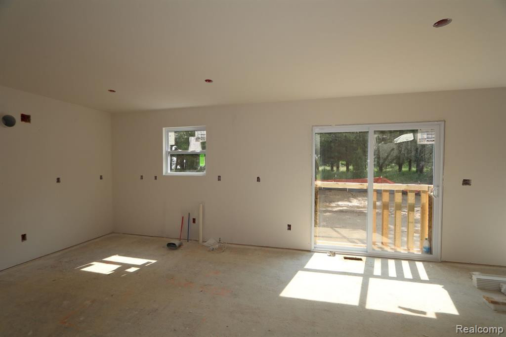 580 Heritage Farms Blvd Boulevard, Chelsea, MI 48118 — Photo 4
