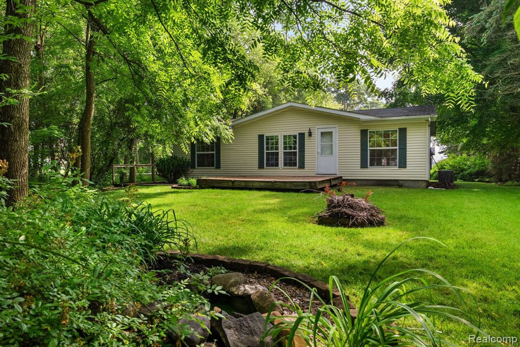 5790 MAIN REAR Street, Lexington, MI 48450 — Photo 2