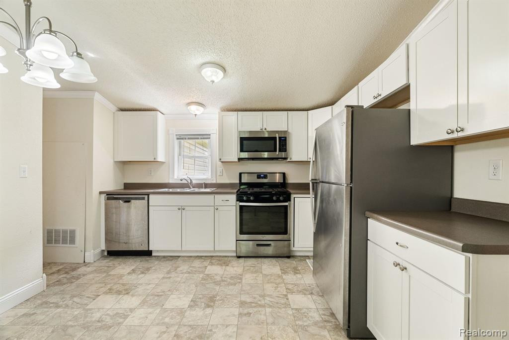 5790 MAIN REAR Street, Lexington, MI 48450 — Photo 10