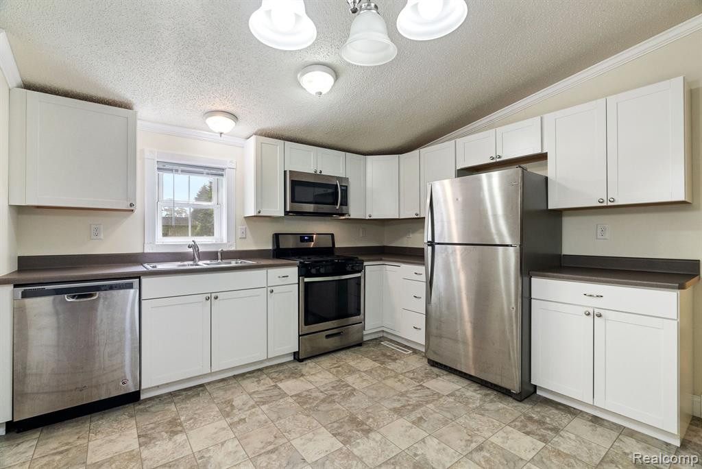 5790 MAIN REAR Street, Lexington, MI 48450 — Photo 12