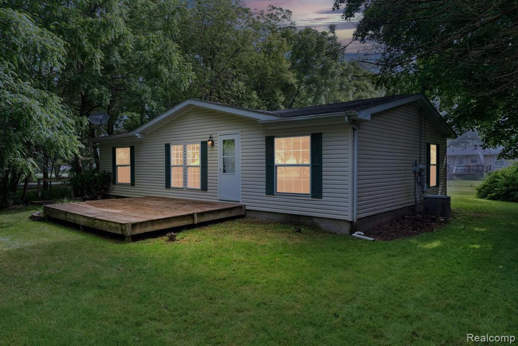 5790 MAIN REAR Street, Lexington, MI 48450 — Photo 32