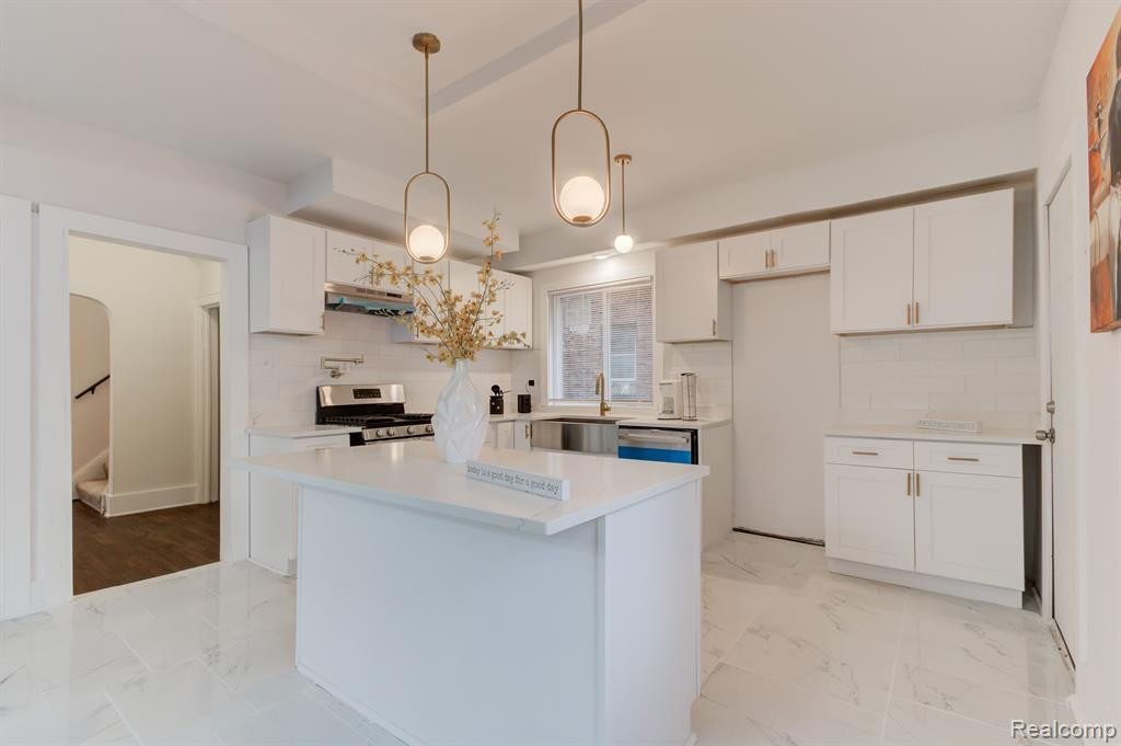 4373 LESLIE Street, Detroit, MI 48238 — Photo 12