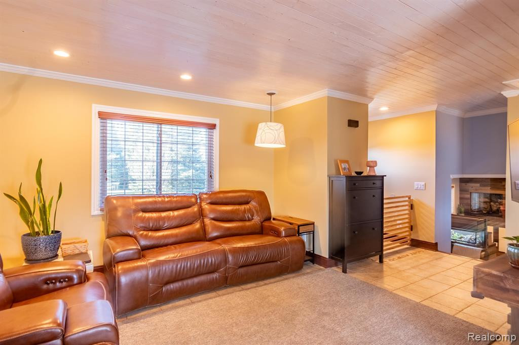 6601 WINANS LAKE Road, Brighton, MI 48116 — Photo 4
