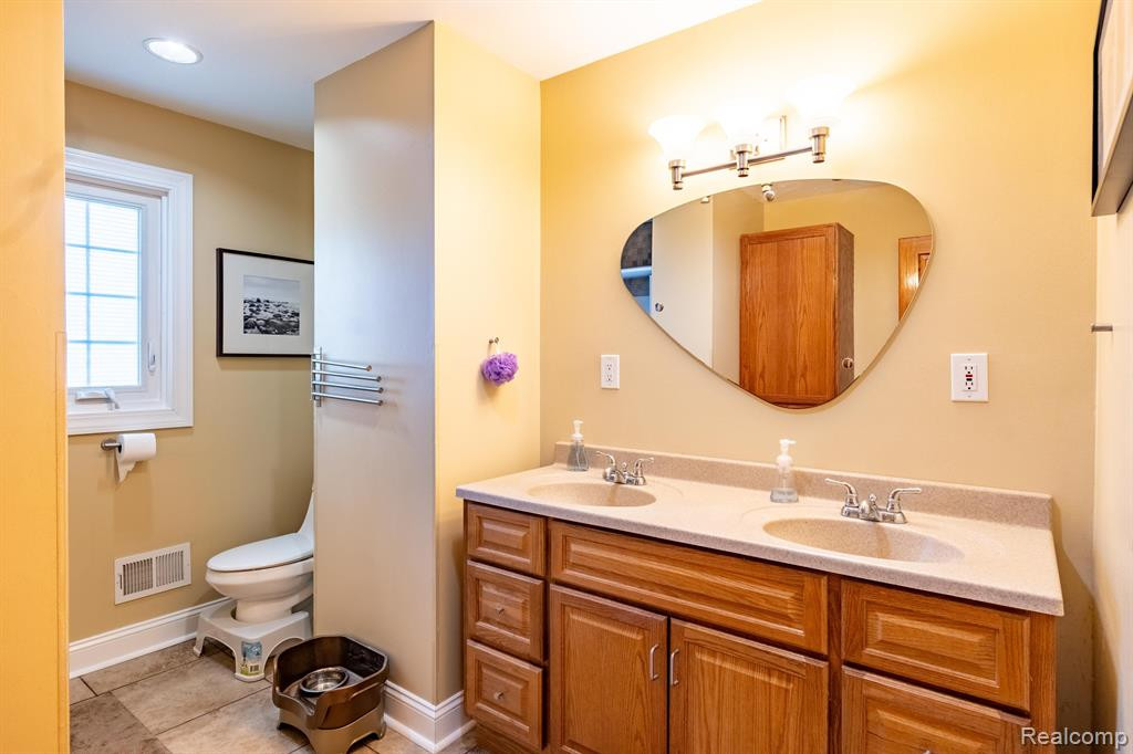 6601 WINANS LAKE Road, Brighton, MI 48116 — Photo 18