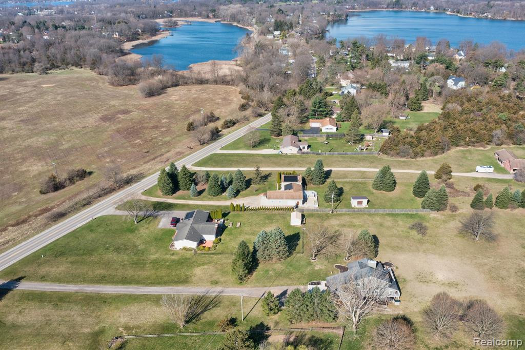 6601 WINANS LAKE Road, Brighton, MI 48116 — Photo 43