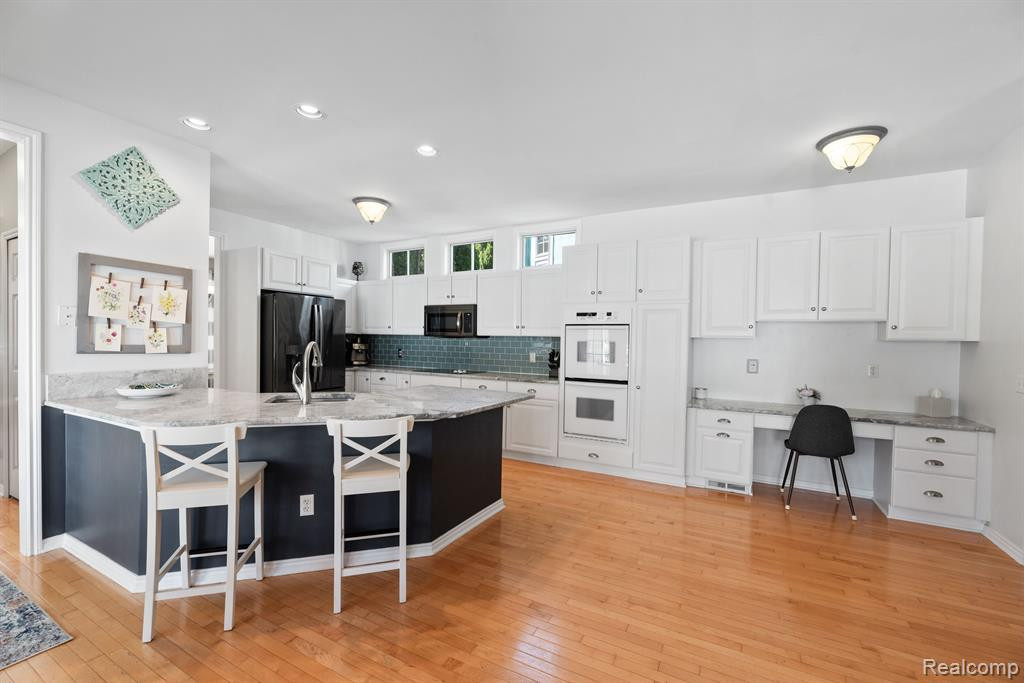 50360 HANCOCK Street, Canton, MI 48188 — Photo 13