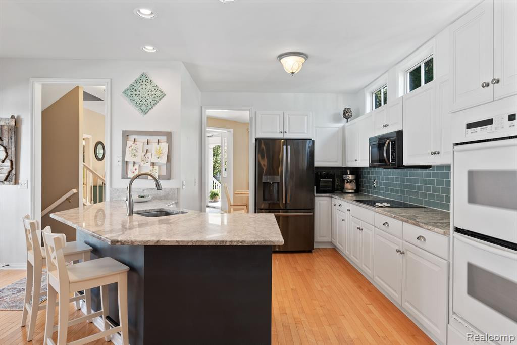 50360 HANCOCK Street, Canton, MI 48188 — Photo 14