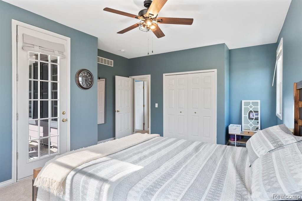 50360 HANCOCK Street, Canton, MI 48188 — Photo 24