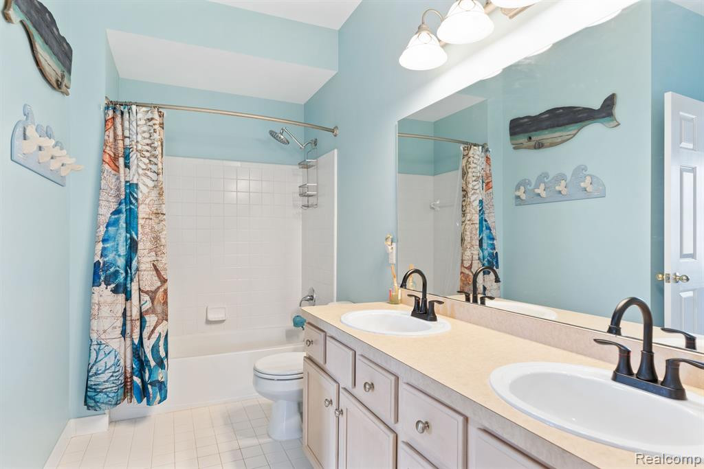 50360 HANCOCK Street, Canton, MI 48188 — Photo 28