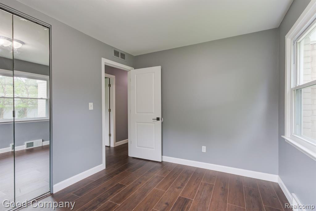 6865 E DARTMOOR Road, West Bloomfield, MI — Photo 20