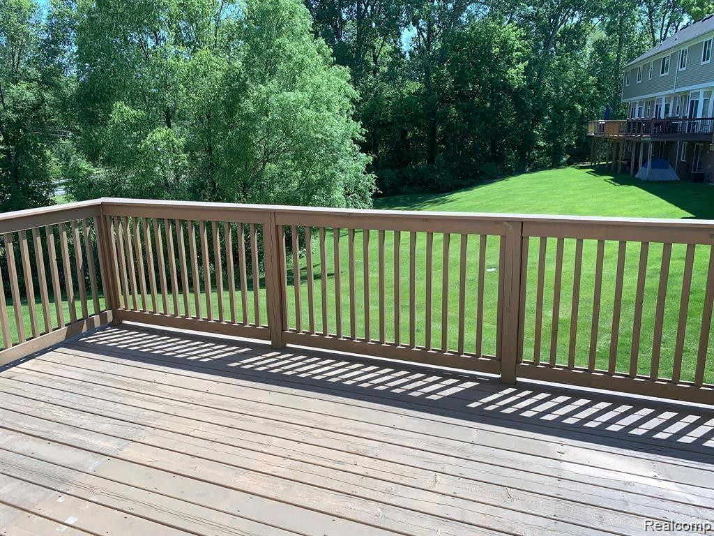 4817 GREEN Court, Shelby Twp, MI 48317 — Photo 5