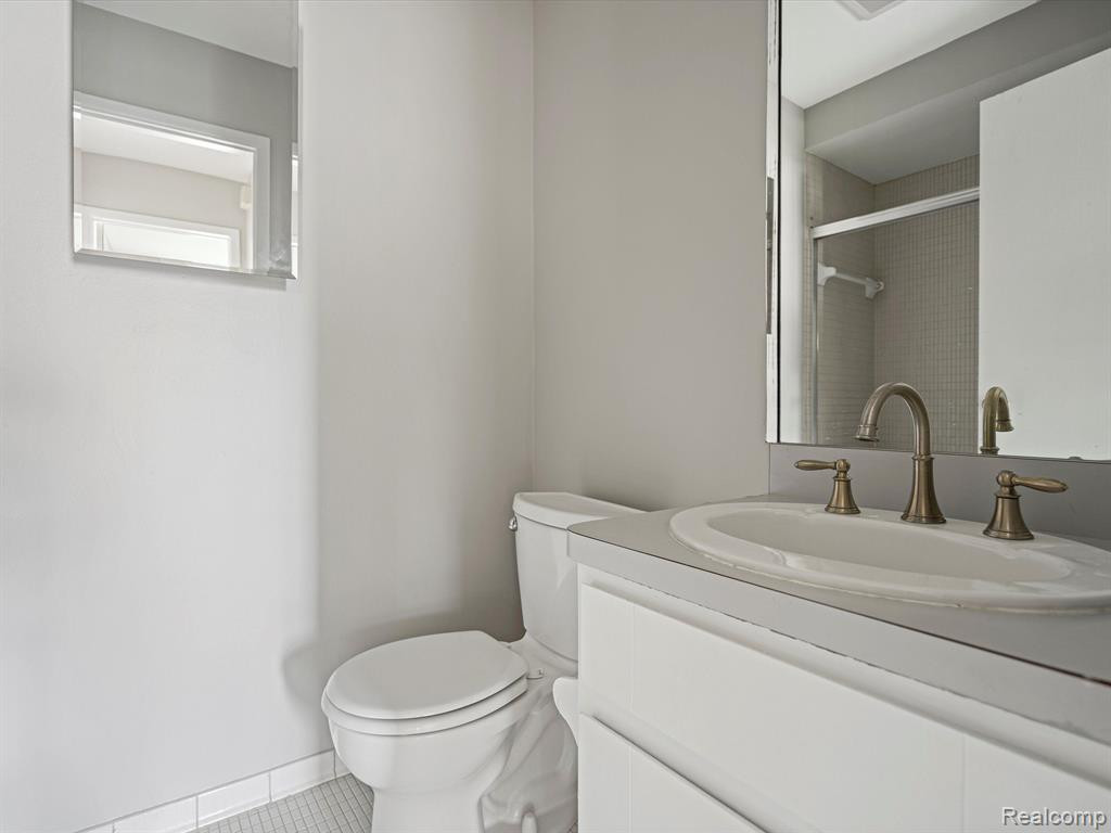 30276 Southfield Rd, 211, Southfield, MI 48076 — Photo 9