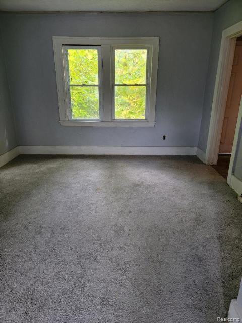 9300 MCKINNEY Street, Detroit, MI 48224 — Photo 5