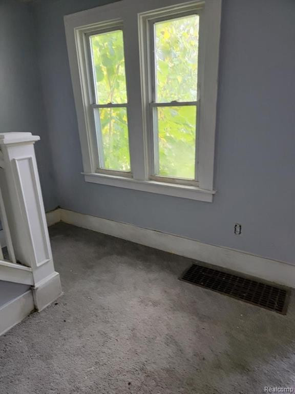 9300 MCKINNEY Street, Detroit, MI 48224 — Photo 6