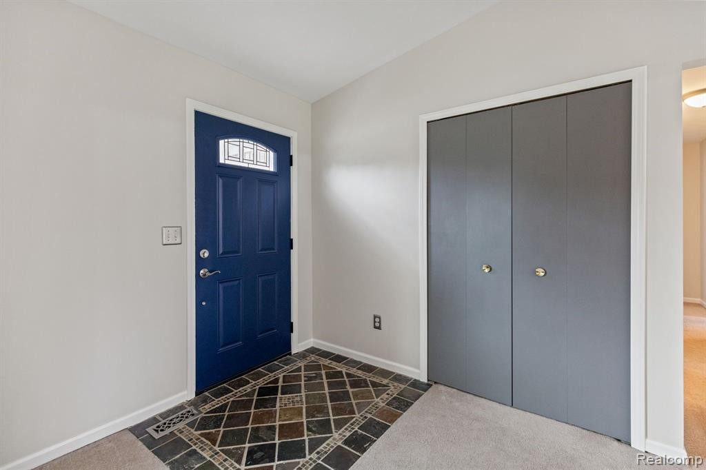 50540 PEMBROKE Drive, Chesterfield, MI 48047 — Photo 7