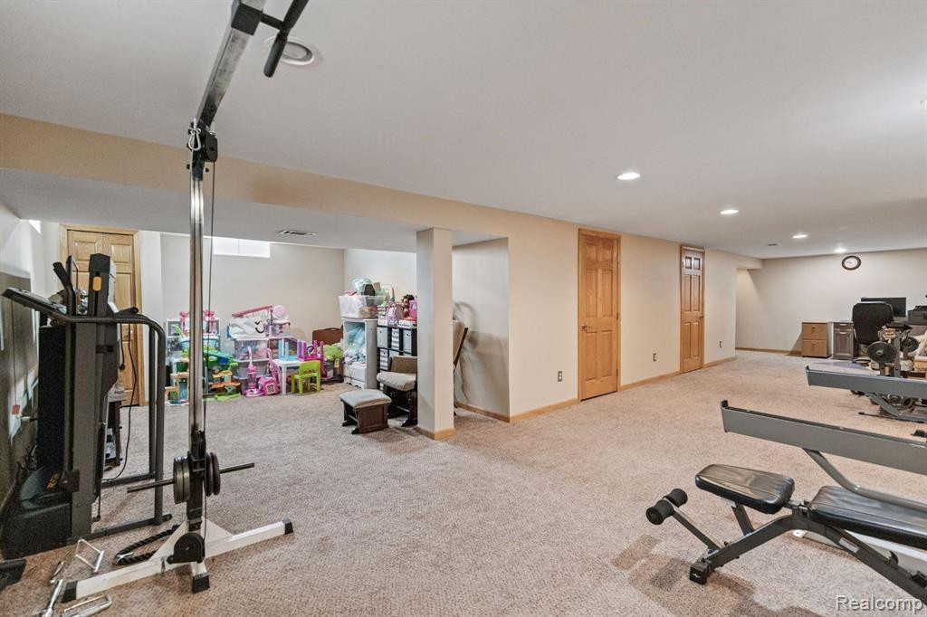 50540 PEMBROKE Drive, Chesterfield, MI 48047 — Photo 15