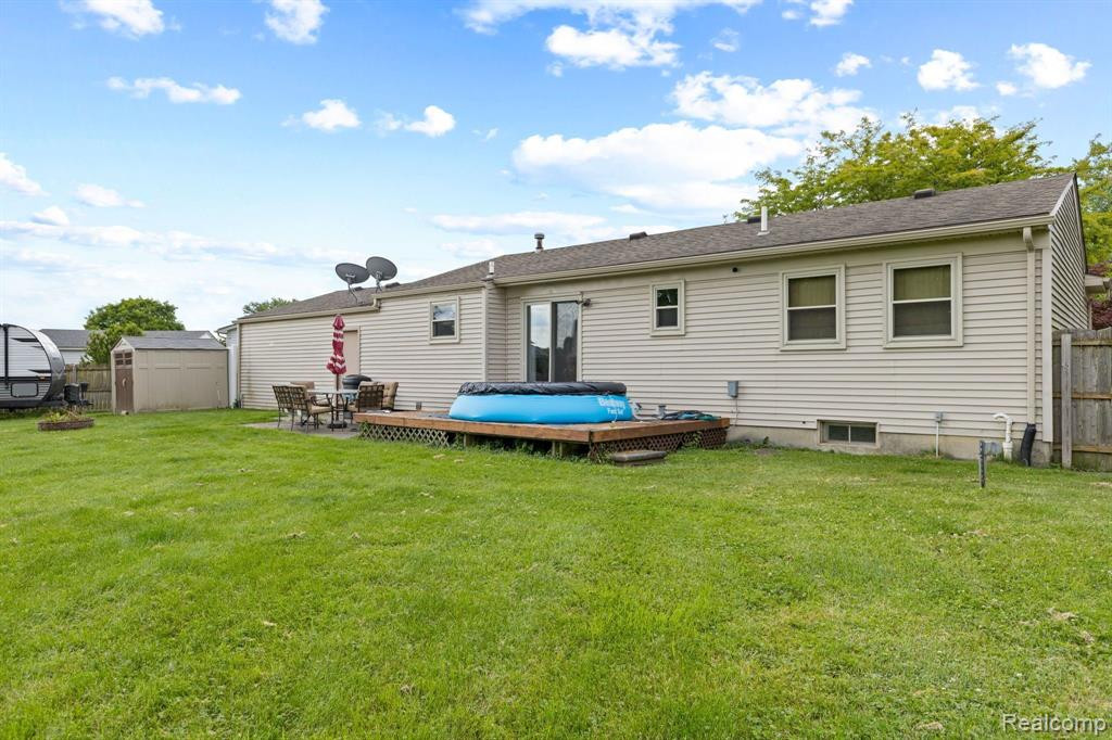 50540 PEMBROKE Drive, Chesterfield, MI 48047 — Photo 23