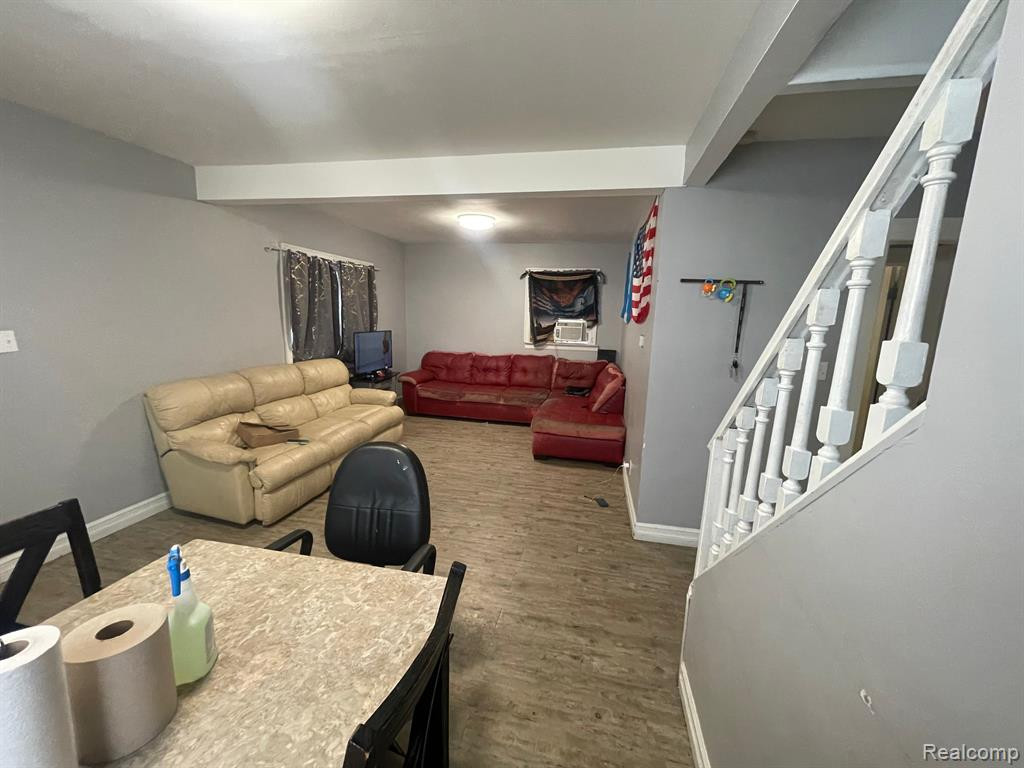 6656 MOYES Street, Detroit, MI 48210 — Photo 4
