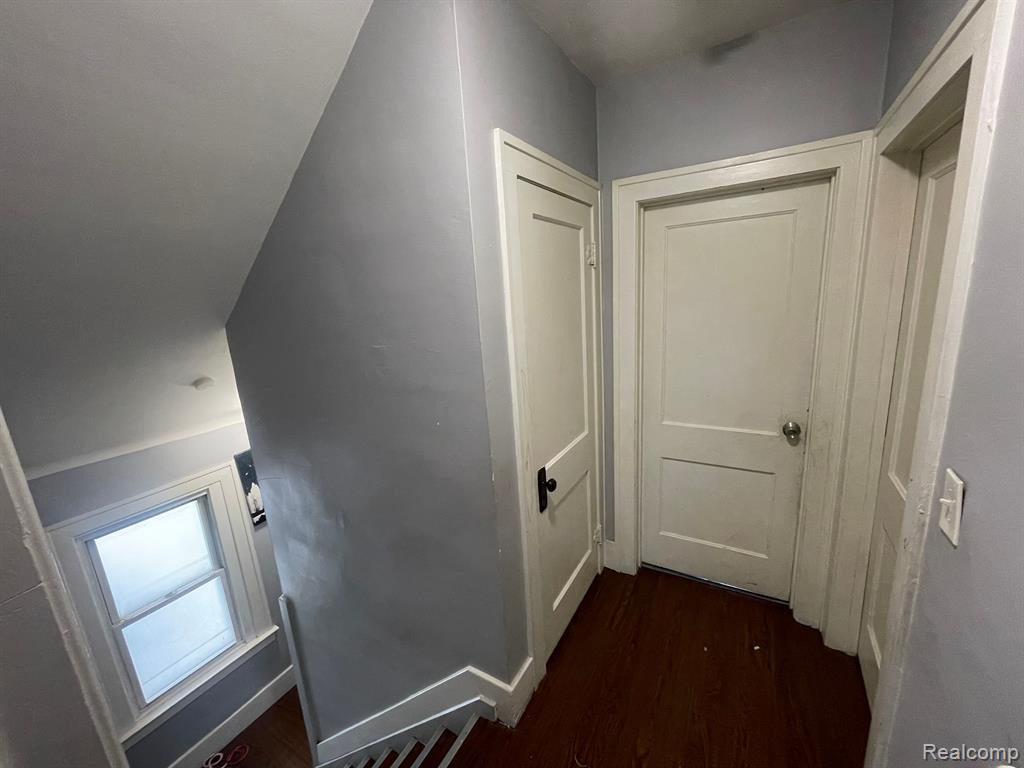 6656 MOYES Street, Detroit, MI 48210 — Photo 7