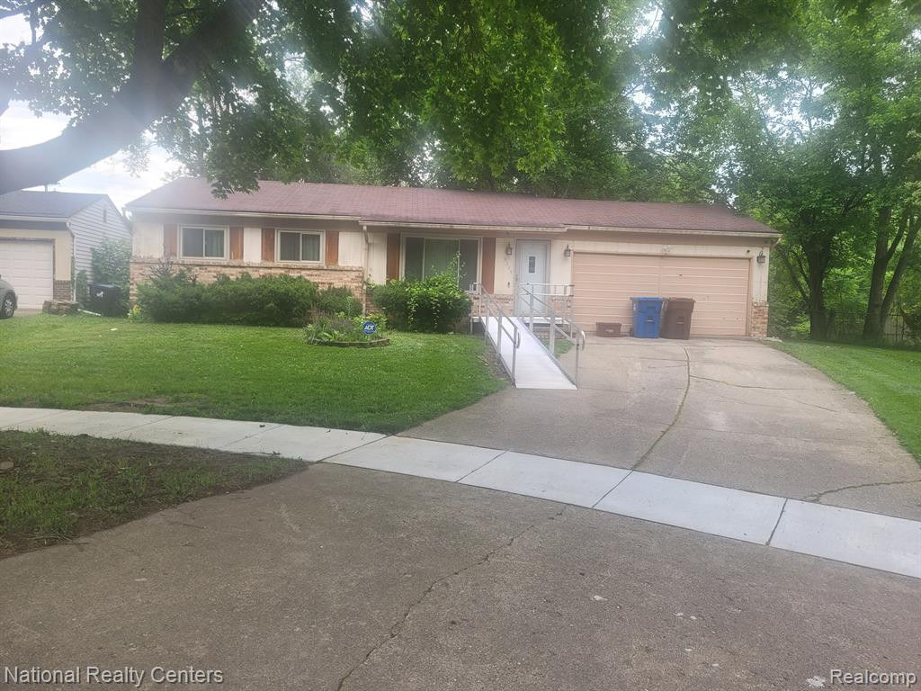 9239 PANAMA Avenue, Ypsilanti, MI 48198 — front exterior