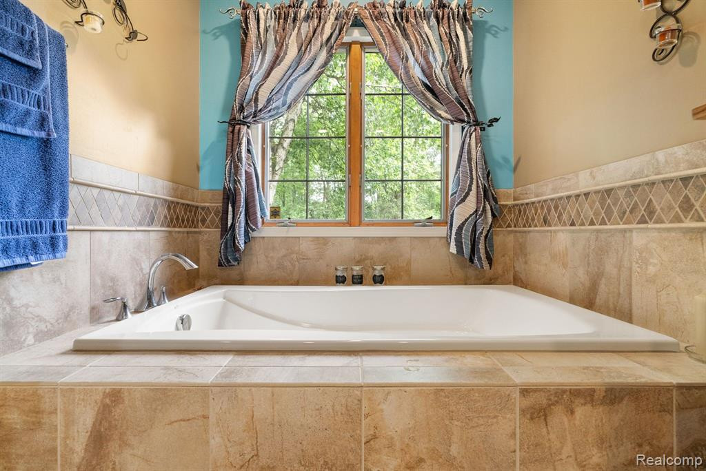 7616 CRIBBINS Road, MI 48032 — Photo 31
