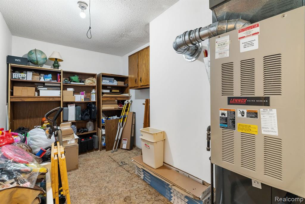 7616 CRIBBINS Road, MI 48032 — Photo 38