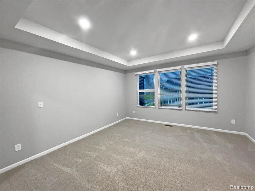 4896 BROOMFIELD Way, Lake Orion, MI — Photo 8