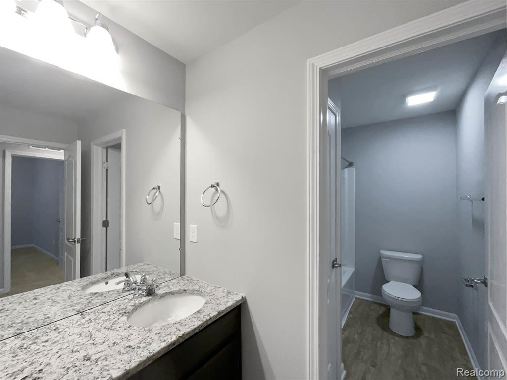 4896 BROOMFIELD Way, Lake Orion, MI — Photo 16
