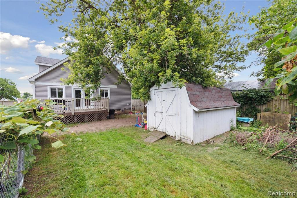 4357 Dewey Road, Newport, MI 48166 — Photo 9