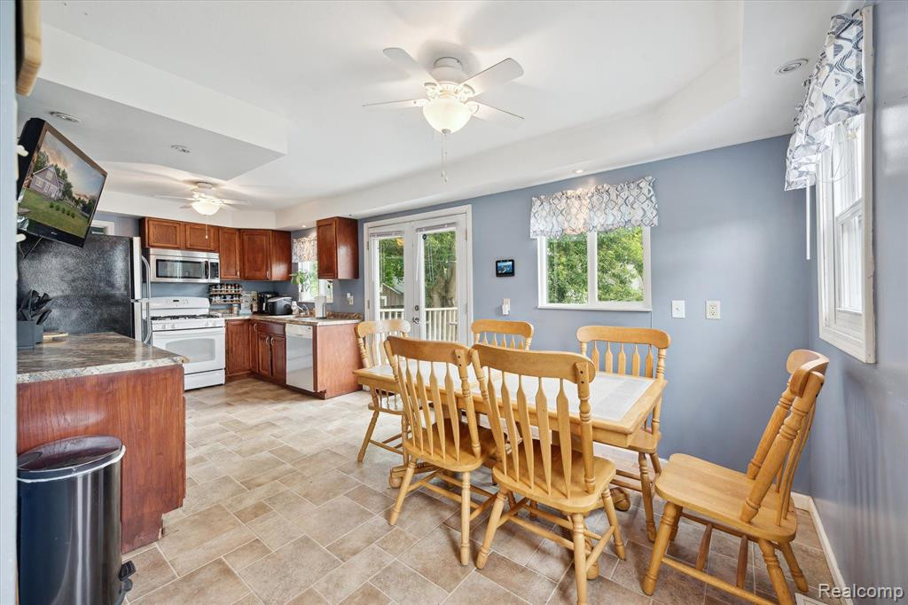 4357 Dewey Road, Newport, MI 48166 — Photo 20