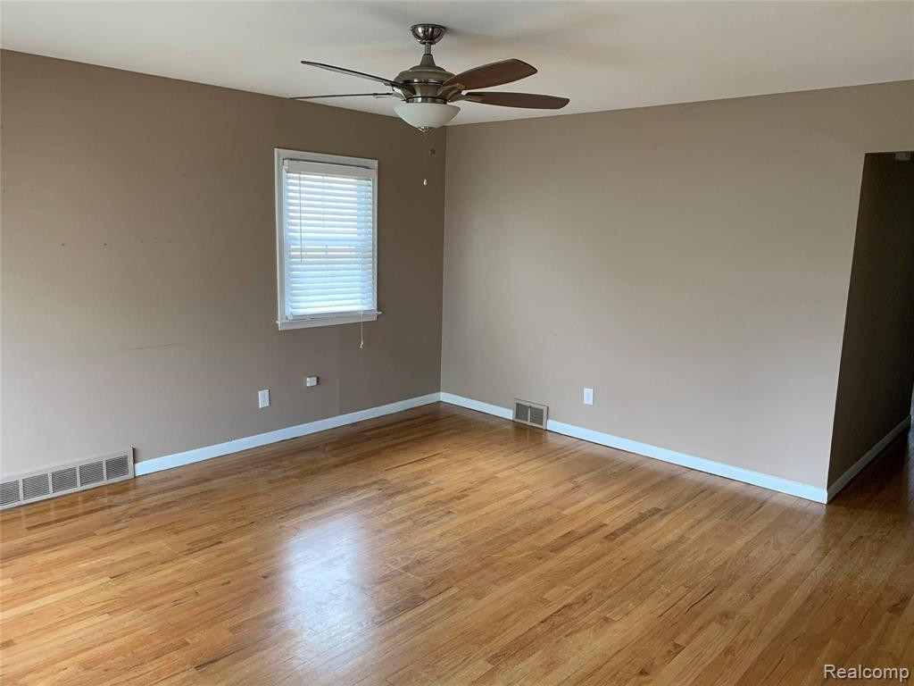 4507 WOODLAND Avenue, Royal Oak, MI 48073 — Photo 5