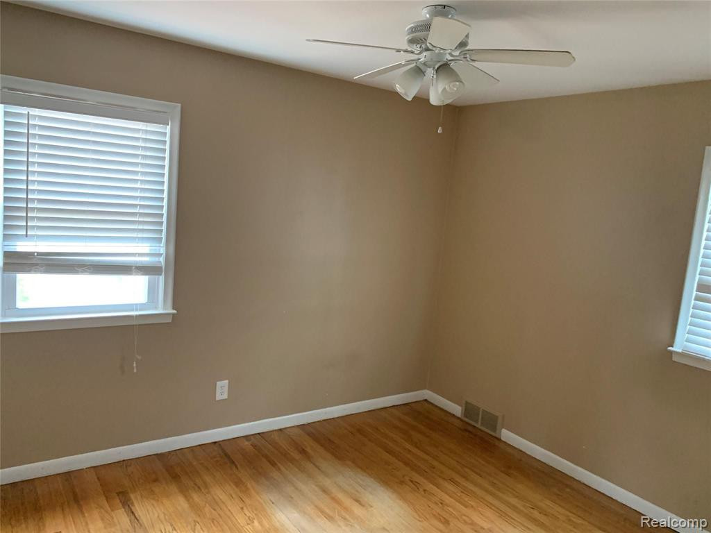 4507 WOODLAND Avenue, Royal Oak, MI 48073 — Photo 8