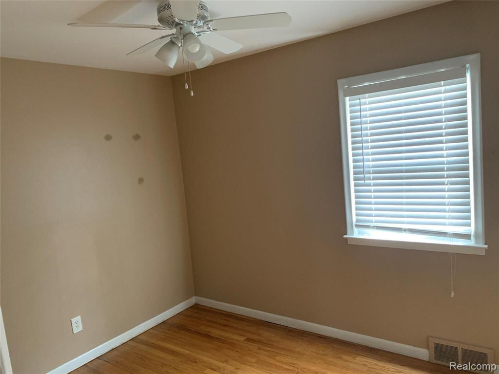 4507 WOODLAND Avenue, Royal Oak, MI 48073 — Photo 9
