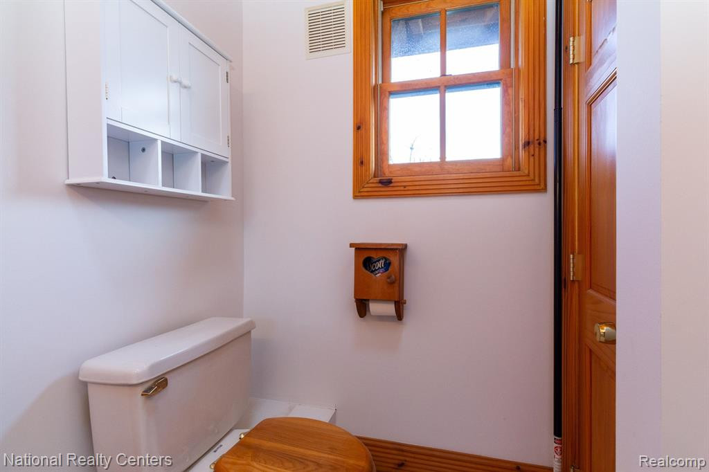 8980 PLEASANTVIEW, Northville, MI 48168 — Photo 37