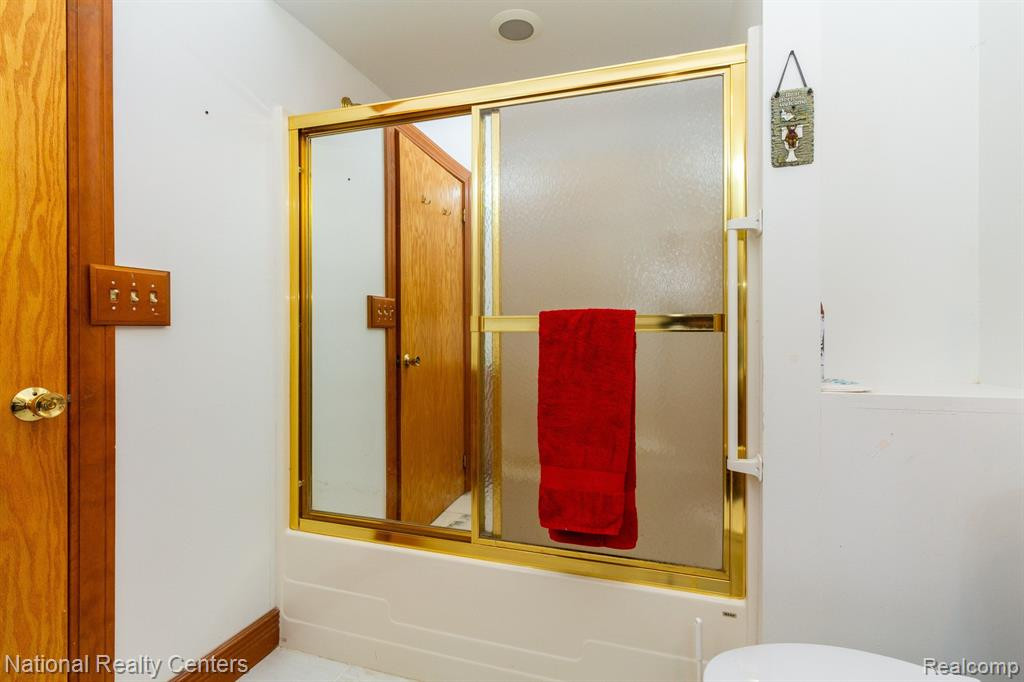 8980 PLEASANTVIEW, Northville, MI 48168 — Photo 51